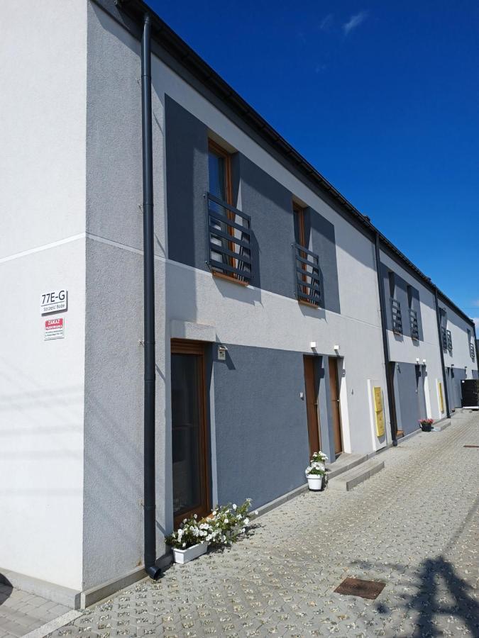 Apartament Przy Kopalni Srebra Тарновськє-Гури Екстер'єр фото