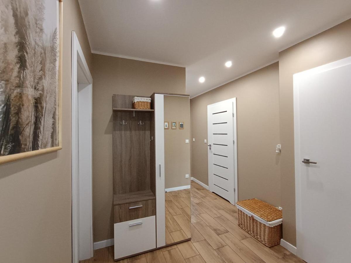 Apartament Przy Kopalni Srebra Тарновськє-Гури Екстер'єр фото