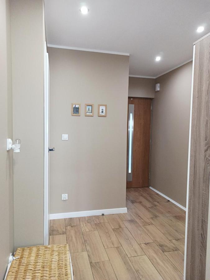 Apartament Przy Kopalni Srebra Тарновськє-Гури Екстер'єр фото