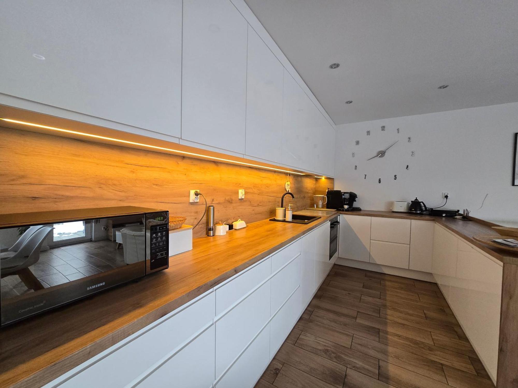 Apartament Przy Kopalni Srebra Тарновськє-Гури Екстер'єр фото
